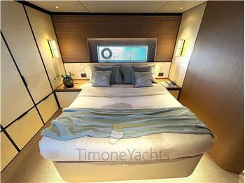 Azimut Seadeck 9