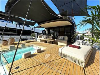 Azimut Seadeck 9
