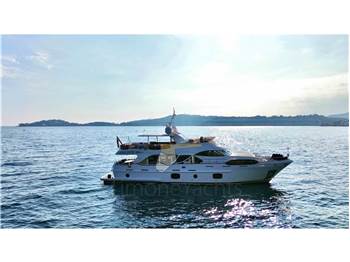 Benetti 85 Legend