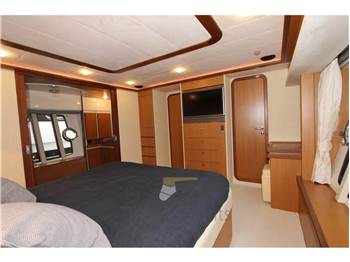 Ferretti Yachts FERRETTI 731