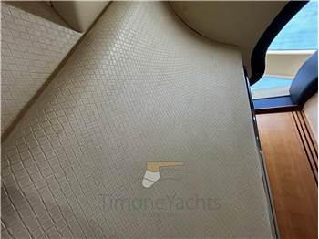 Azimut 62 fly