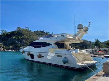 Ferretti Yachts 592