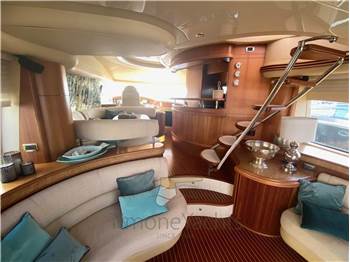 Azimut 68E