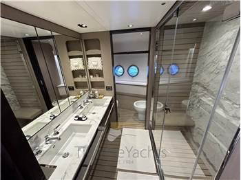 Azimut Grande 27 Metri