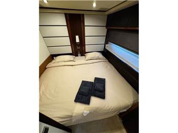 Princess Yachts V 85