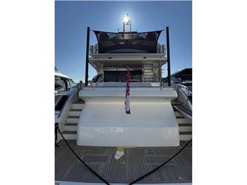 Princess Yachts V 85
