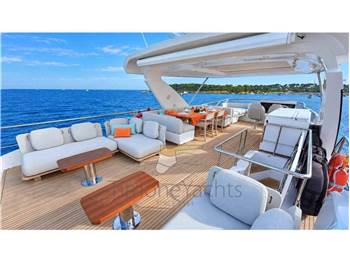 Azimut 72 Fly