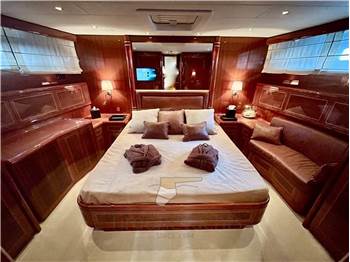 Overmarine Mangusta 80