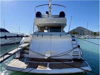 Sunseeker 74 Sport Yacht