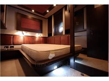 Azimut 86S