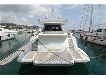 Azimut 86S