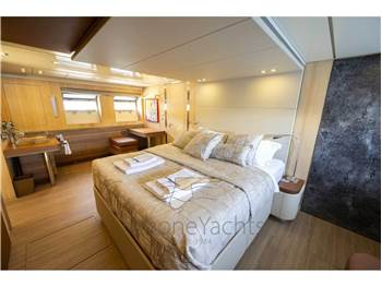 AB Yachts 92