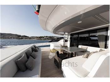 Azimut S8