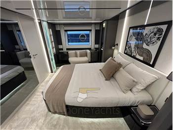 Azimut S8