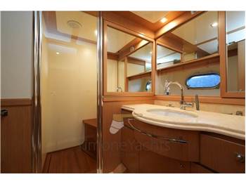 Custom Line Navetta 26