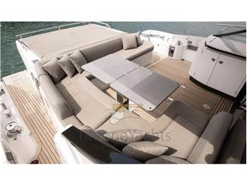 Azimut S6