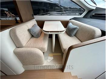 Azimut 72 Fly