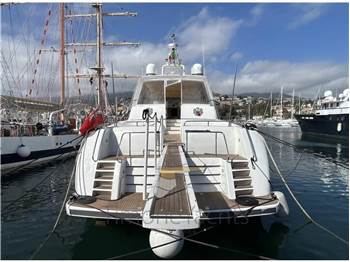 Overmarine Mangusta 92 Sport