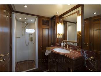 Benetti 100 Tradition