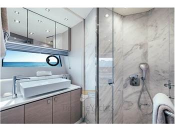 Sunseeker 74 Sport Yacht