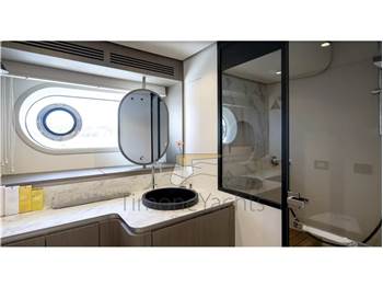 Azimut Magellano 60