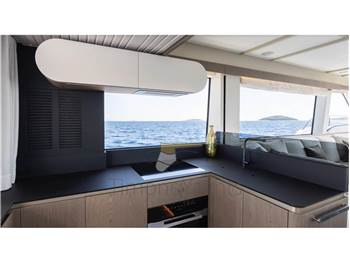 Azimut Magellano 60