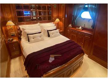 Benetti Classic 115