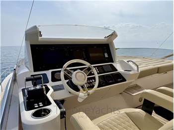 Sunseeker 80 SPORT YACHT