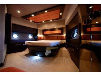Azimut 86S