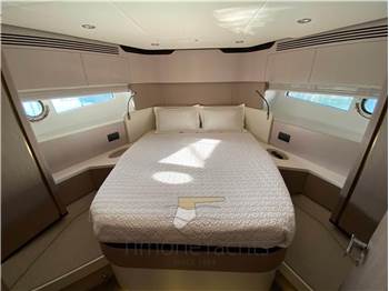 Azimut 60 Fly