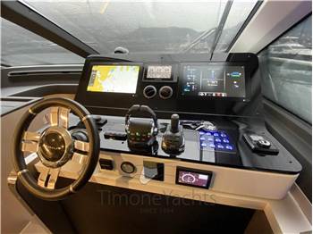Azimut 60 Fly