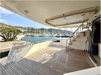 Fairline SQUADRON 74