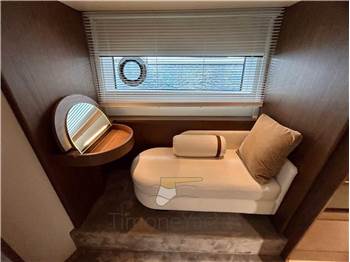 Azimut 72 Fly