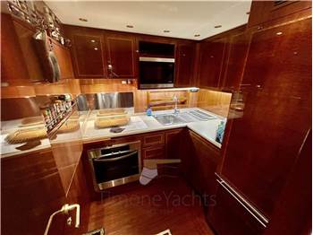 Overmarine Mangusta 80