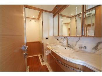 Custom Line Navetta 26