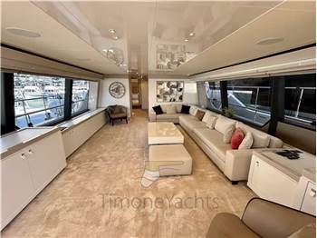 Custom Line Navetta 28
