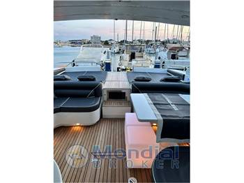 Pershing 54 Linea d'asse