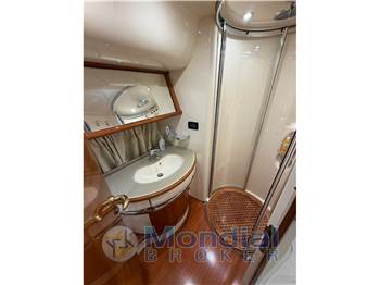 Azimut 62 Fly