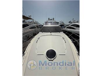 Azimut 62 Fly