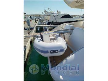 Azimut 50 fly
