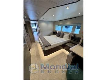 MANDAYACHTS S 07 BERLINETTA