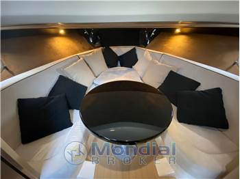 Sessa Marine Key Largo 30