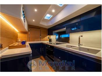 Ice Yachts ICE 70
