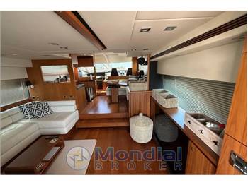 Fairline SQUADRON 58 FLY