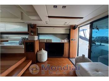 Fairline SQUADRON 58 FLY