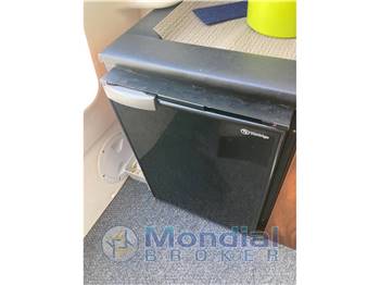 Karnic Powerboats LTD - Cipro Karnic 702 SL