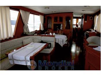 King Yacht SEA RANGER 61