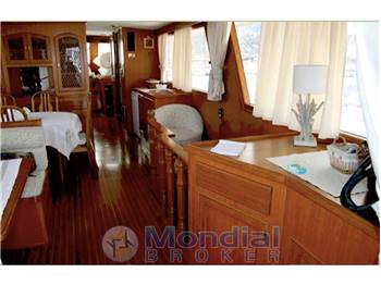 King Yacht SEA RANGER 61