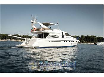 Fairline SQUADRON 62