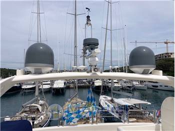 Ferretti Yachts FERRETTI CUSTOM LINE 94 - scafo #20
